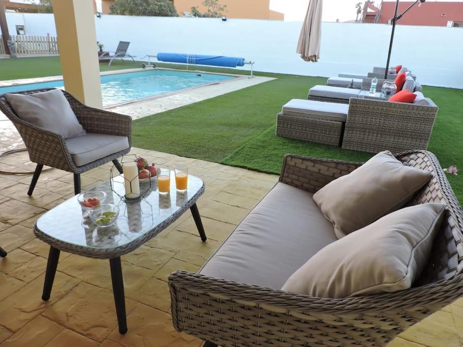 Villa Ventura - Piscina Climatizada & Aire Acondicionado Caleta De Fuste Eksteriør bilde